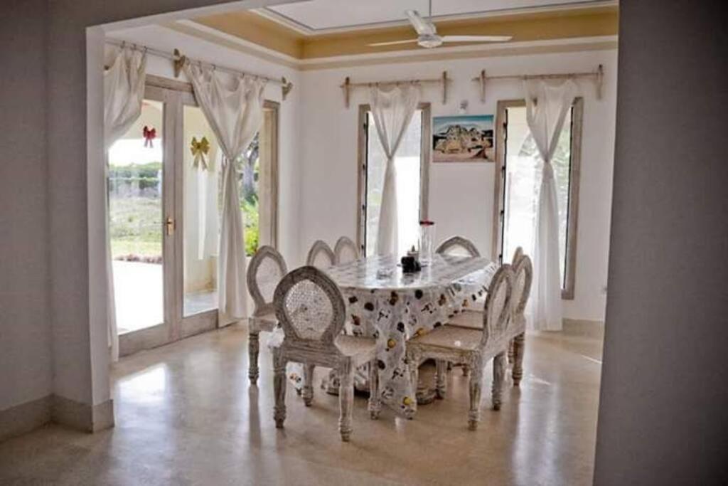 White Villa - Paparemo Beach Watamu Zewnętrze zdjęcie
